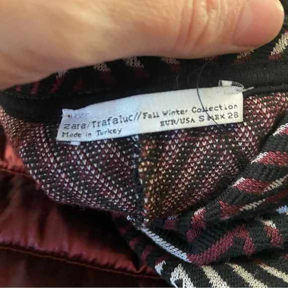 Zara women’s ‎ chevron striped dress in size small - Picture 5 of 8